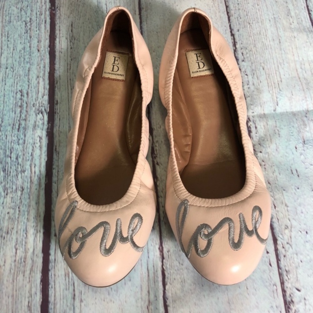 Ellen DeGeneres size 7 flats